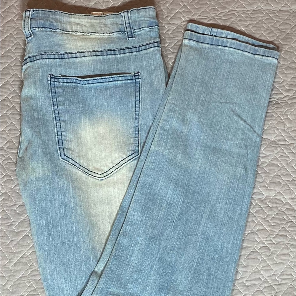 Light blue acid washed skinny jeans